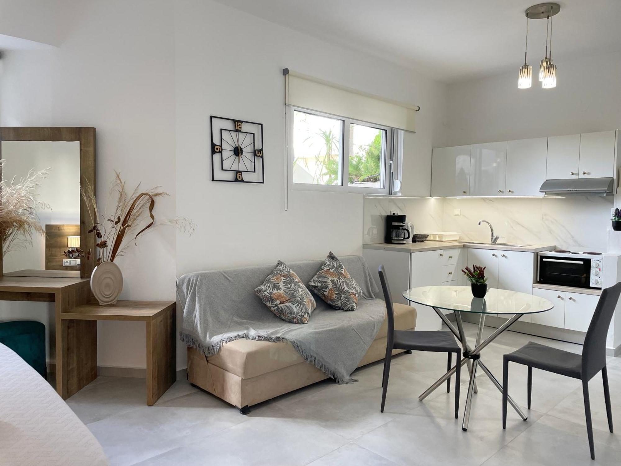 Sunset Seaside Apartments & Studios Rethymno  Ngoại thất bức ảnh