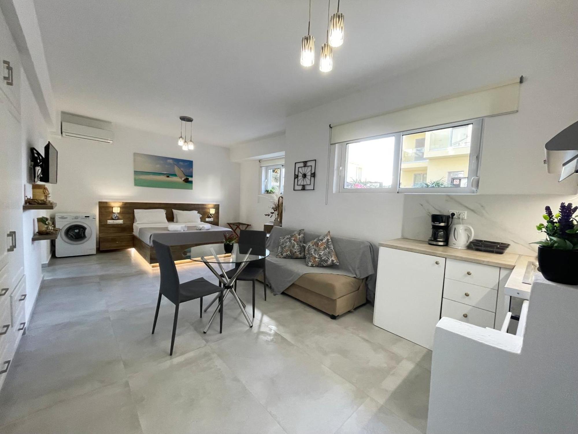 Sunset Seaside Apartments & Studios Rethymno  Ngoại thất bức ảnh